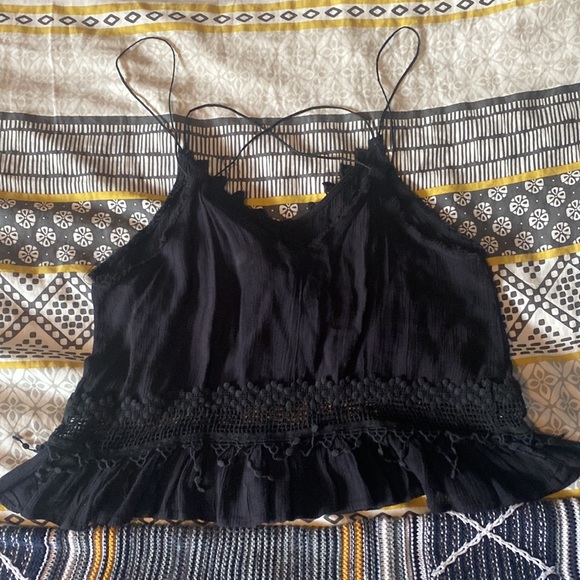 Black, tank top with crochet patterns - Picture 2 of 2